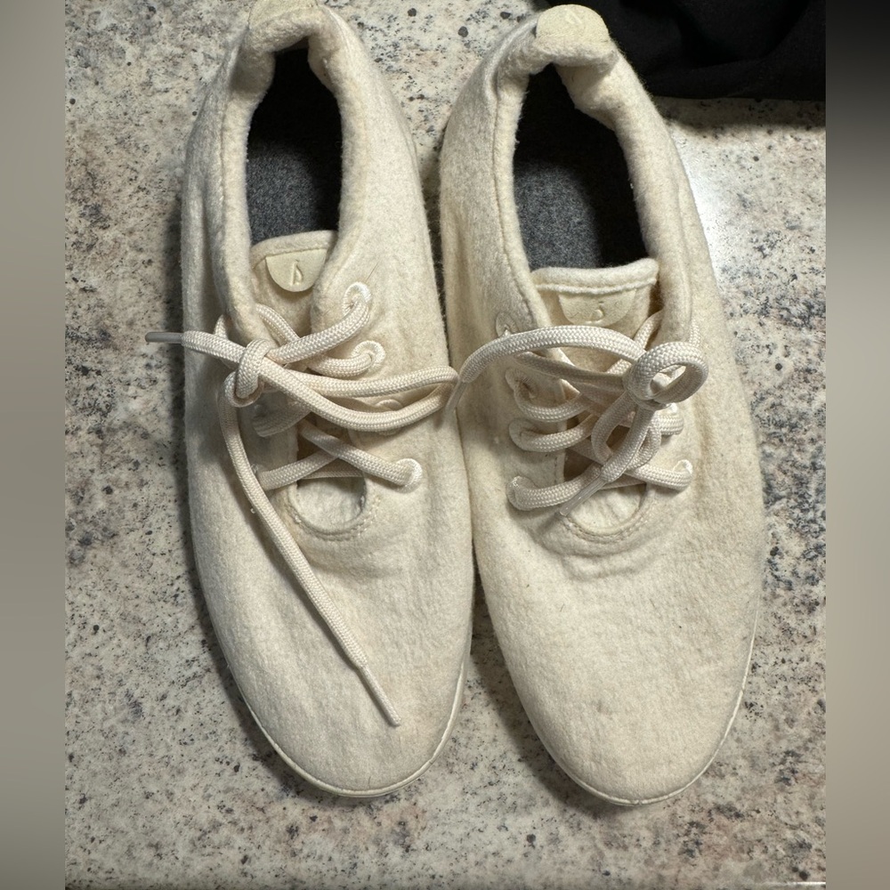 White Merino Wool AllBirds Women’s Size 10